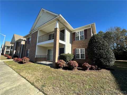 1760 RENWICK Drive, Fayetteville, NC 28304