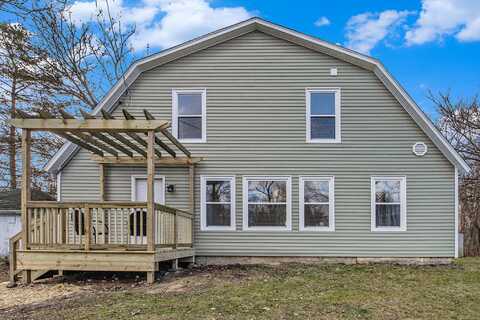 14 Mcclellan Street, Hillsdale, MI 49242