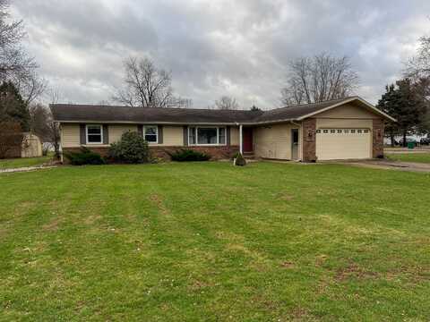 58437 W Greenfield Court, Three Rivers, MI 49093