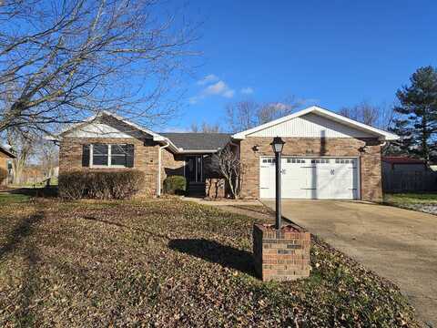 1200 N Hovis Street, Mountain Grove, MO 65711