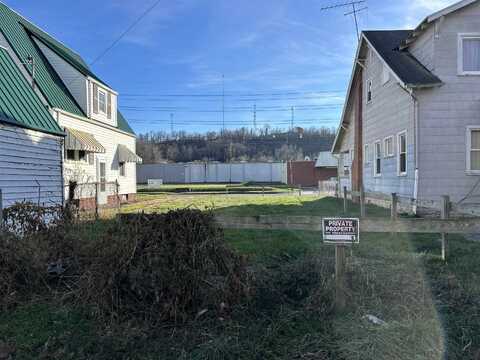 2732 5th Avenue, Huntington, WV 25702