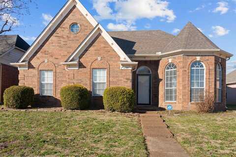 8784 OVERCUP OAKS, Cordova, TN 38018