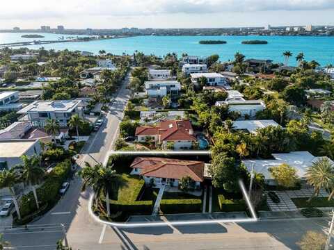 10110 E Broadview Dr, Bay Harbor Islands, FL 33154