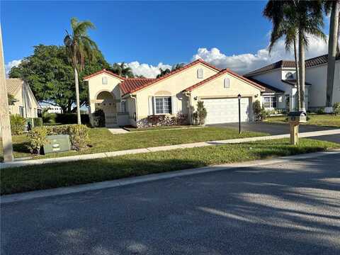 141 NW 187th Ave, Pembroke Pines, FL 33029