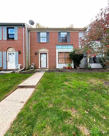 325 Hampshire Court, Piscataway, NJ 08854