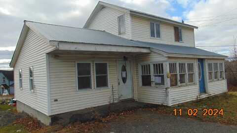 30 Smyrna Street, Houlton, ME 04730