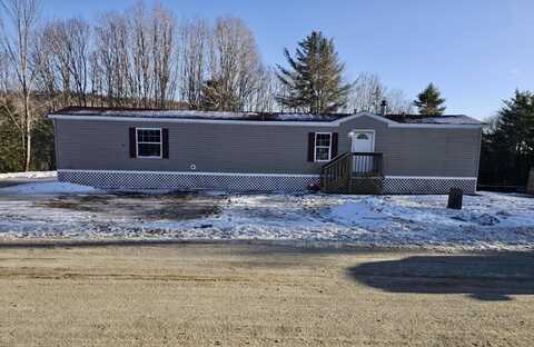 11 Castle Road, Harmony, ME 04942