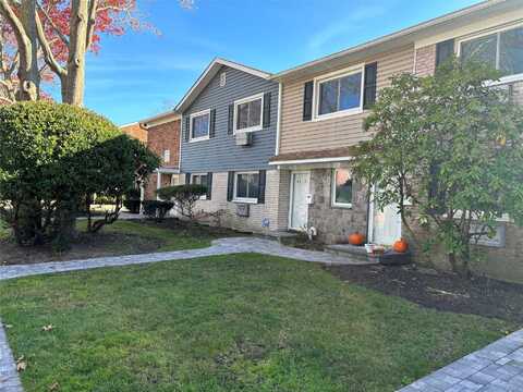 40-21 W 4th Street, Patchogue, NY 11772