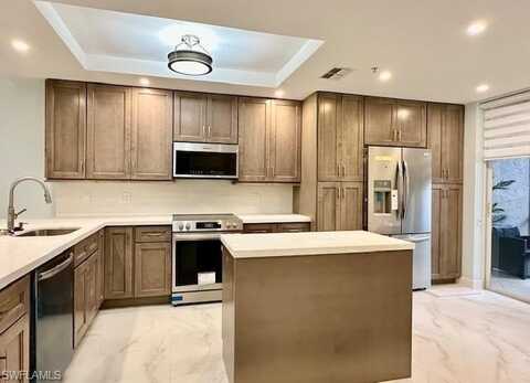 8420 Naples Heritage, NAPLES, FL 34112