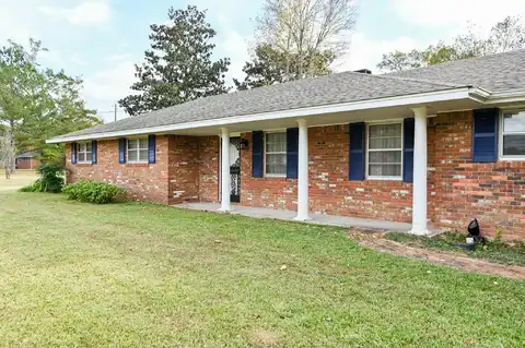 131 Meadowbrook Road, Plantersville, MS 38862