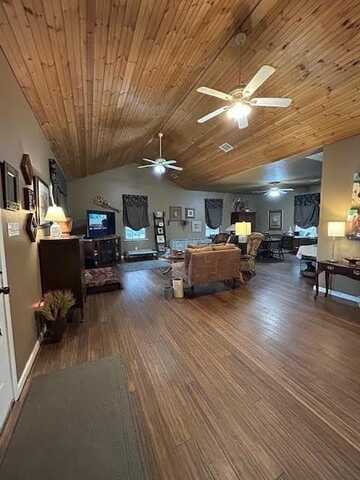 628 VZCR 1128, Fruitvale, TX 75127