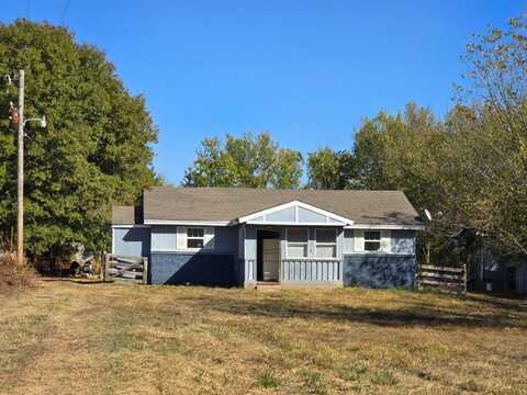 5003 NE HWY 82, Red Oak, OK 74563