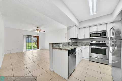 5590 NW 61st St, Coconut Creek, FL 33073