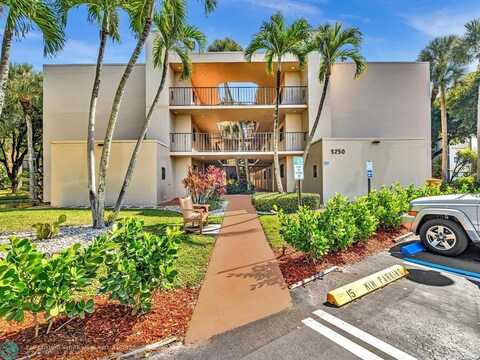 5250 Las Verdes Cir, Delray Beach, FL 33484