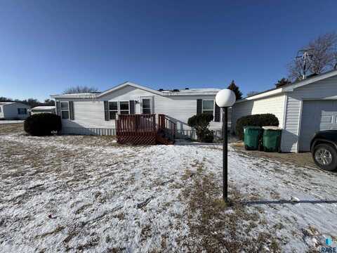 1301 N Wayland Pl, Sioux Falls, SD 57103