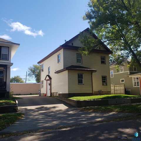 514 S Summit Ave, Sioux Falls, SD 57104