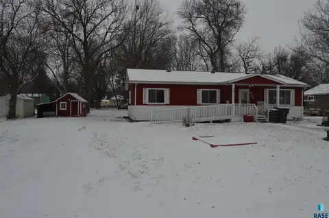 620 W Fletcher St, Luverne, MN 56156