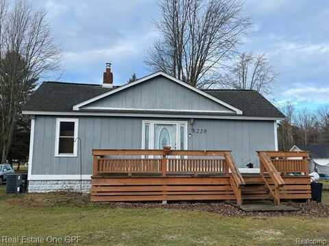 8216 & 8220 LAKESHORE Road, Lexington, MI 48450