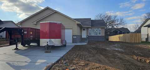 4443 N Rutgers Ct, Maize, KS 67101