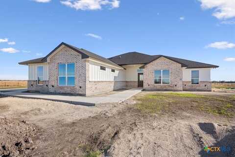 108 Cougar Lane, Lott, TX 76656