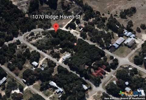 1070 Ridgehaven Street, Canyon Lake, TX 78133