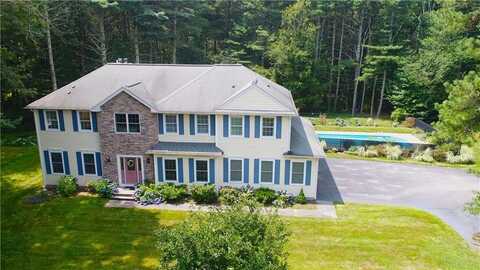 2 Scenic Ridge Court, Coventry, RI 02816