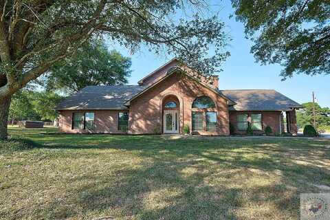 2517 CR 2110, Hooks, TX 75561