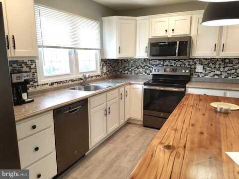 9000 WOOD PARK COURT, BALTIMORE, MD 21234