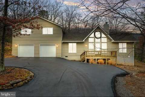 306 TOBOGGAN HILL TRAIL, HEDGESVILLE, WV 25427