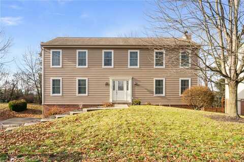 317 Yorktown Dr, Cranberry Twp, PA 16066