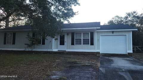 819 Arnold Road, Wilmington, NC 28412