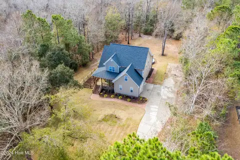 516 North Line Drive, Hampstead, NC 28443