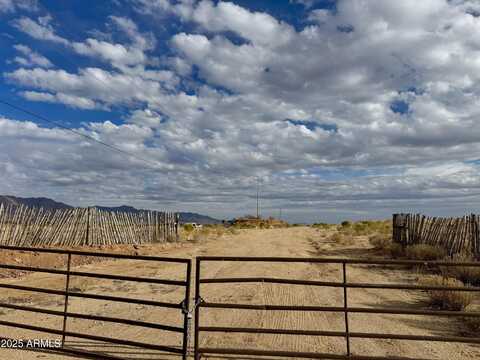 22110 W Sunrise Road, Congress, AZ 85332