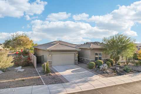 18215 W DESERT SAGE Drive, Goodyear, AZ 85338