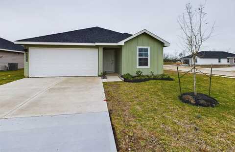 5705 Wood Duck Dr, Orange, TX 77632