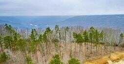 Summit Way, Jasper, TN 37347
