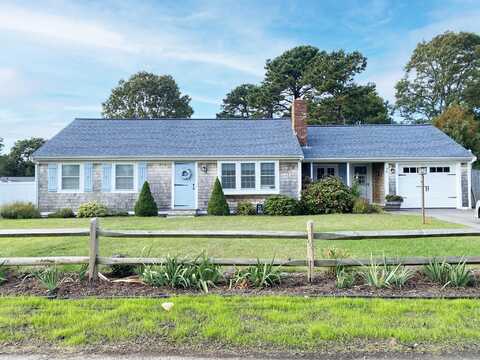 56 Captain Lothrop Road, South Yarmouth, MA 02664