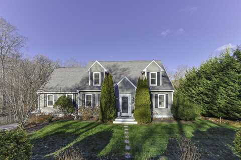 27 Christopher Hollow Road, Sandwich, MA 02563