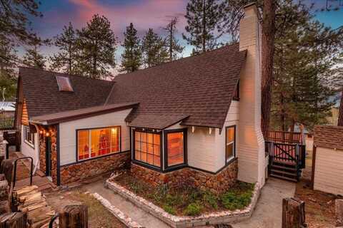 515 Chipmunk Lane, Big Bear Lake, CA 92315