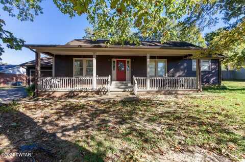 212 Fox Run Drive, Jackson, TN 38305