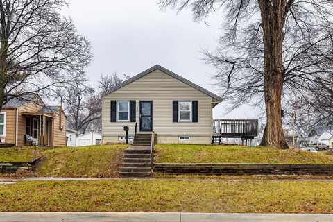 401 8th Street, West Des Moines, IA 50265