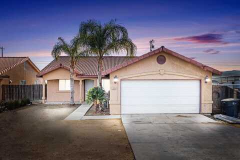 1024 Fremont Street, Avenal, CA 93204