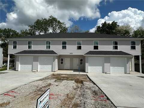 6105 NW Casper Drive, Parkville, MO 64152