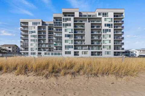 31 E Grand Avenue, Old Orchard Beach, ME 04064