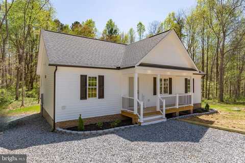 61 OAKLAND PL, LOUISA, VA 23093