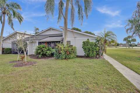 4399 Willow Pond Cir, West Palm Beach, FL 33417