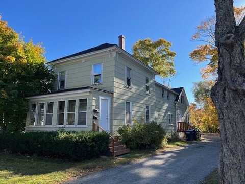 15 Park Street, Orono, ME 04473