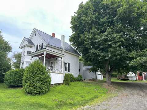 2 Lincoln Street, Houlton, ME 04730