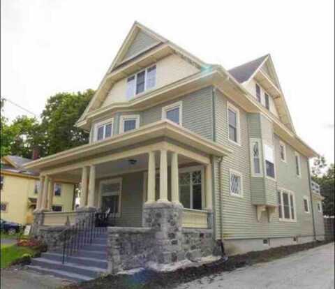 52 Grove Street, Bangor, ME 04401