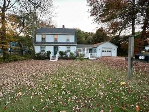 302 Townsend Avenue, Boothbay Harbor, ME 04538